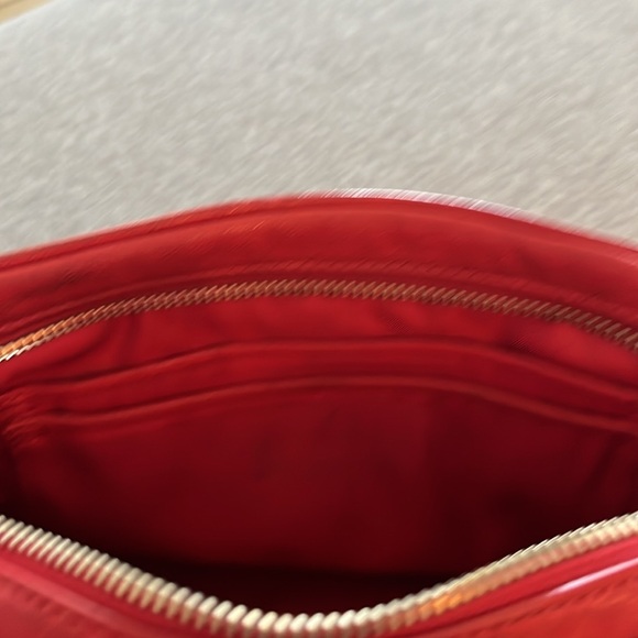 Tory Burch Fleming Red Crossbody Camera Bag - Picture 8 of 14